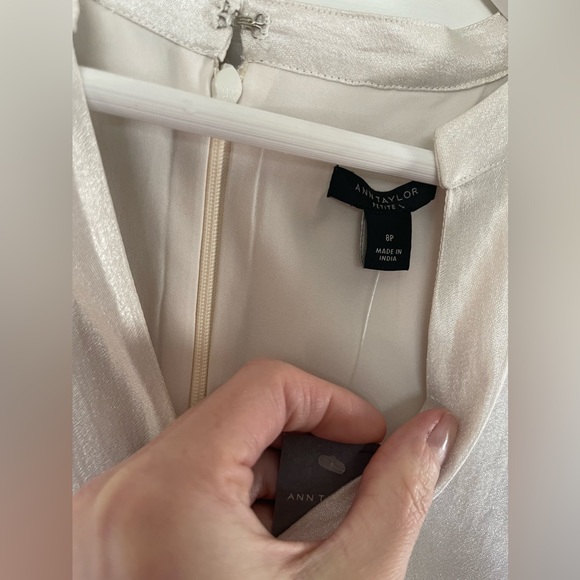 NWT Ann Taylor Metallic shimmer Puff Sleeve Dress size 8p Lined - Picture 4 of 9